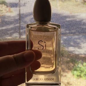 GIORGIO ARMANI SI eau de toilette